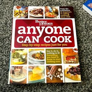 2007 Better Homes and Gardens-Anyone Can Cook Cookbook